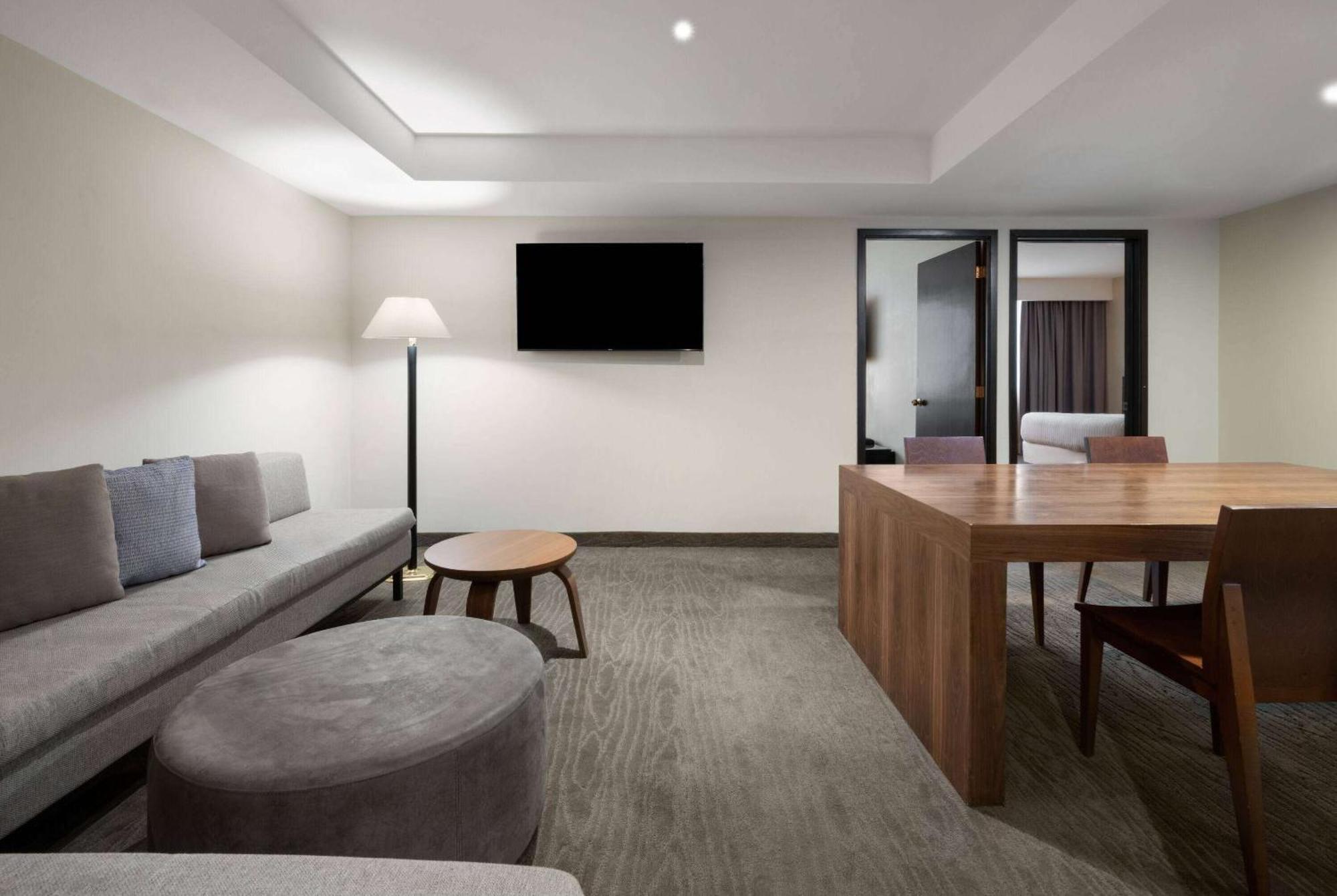Wyndham Ambassador Centro Monterrey