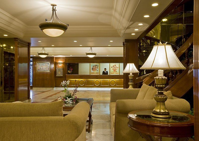 Wyndham Ambassador Centro Hotel 4*